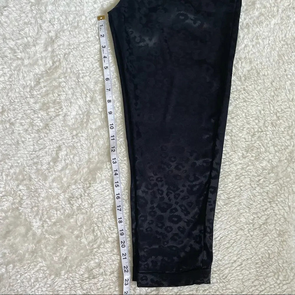 Mi Ami Andey Animal Print Black Silk Joggers STYLE#WS30234 Small - Picture 10 of 16